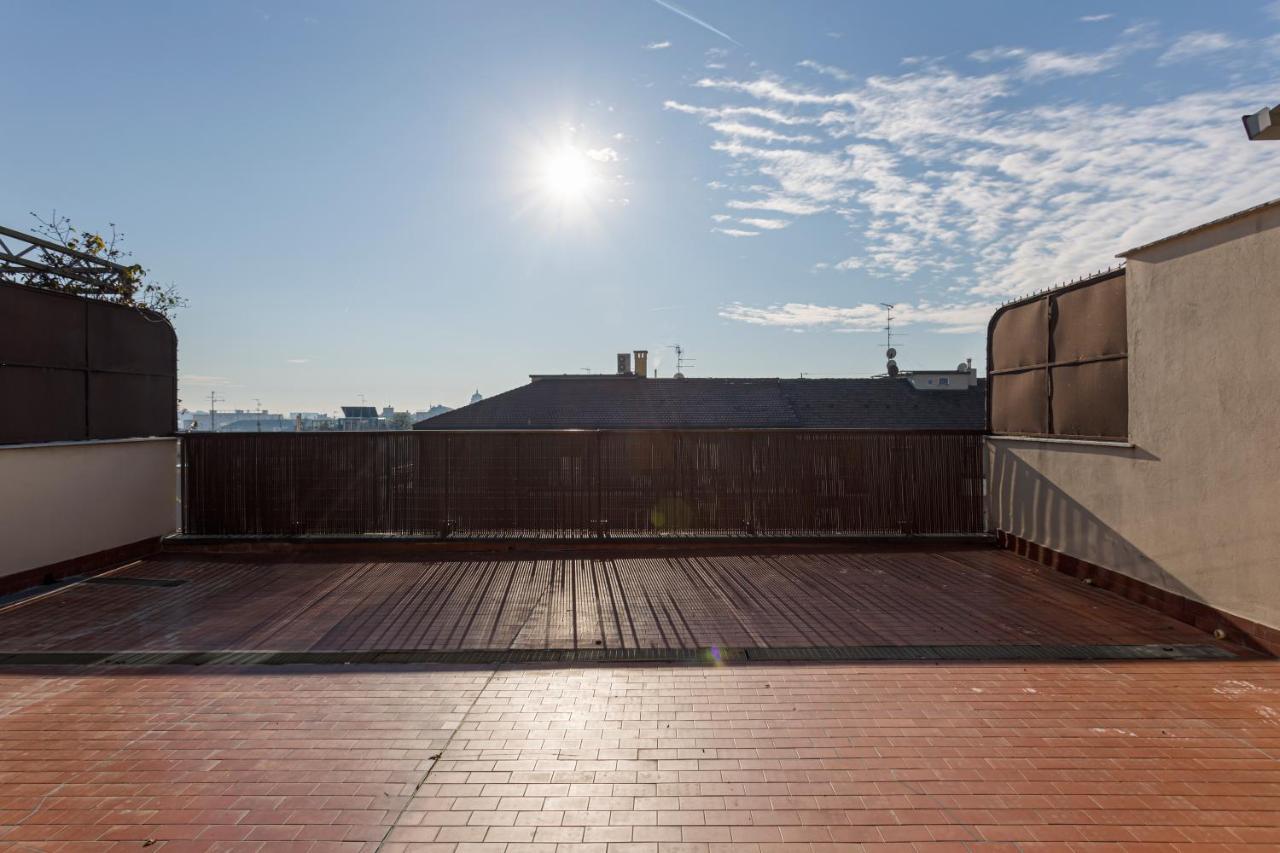 شقة Amazing Terrace In Milan-Via Strambio Citta Studi المظهر الخارجي الصورة